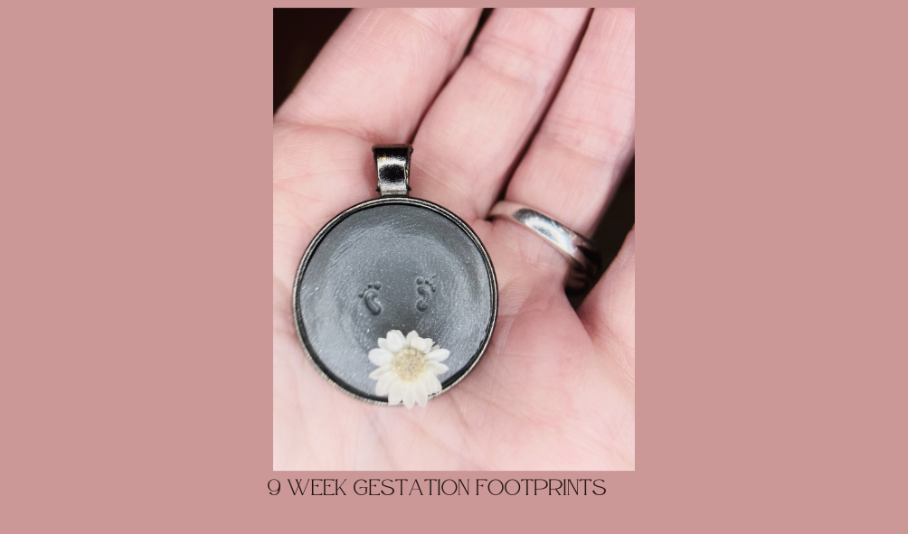 9 week gestation fetus footprints